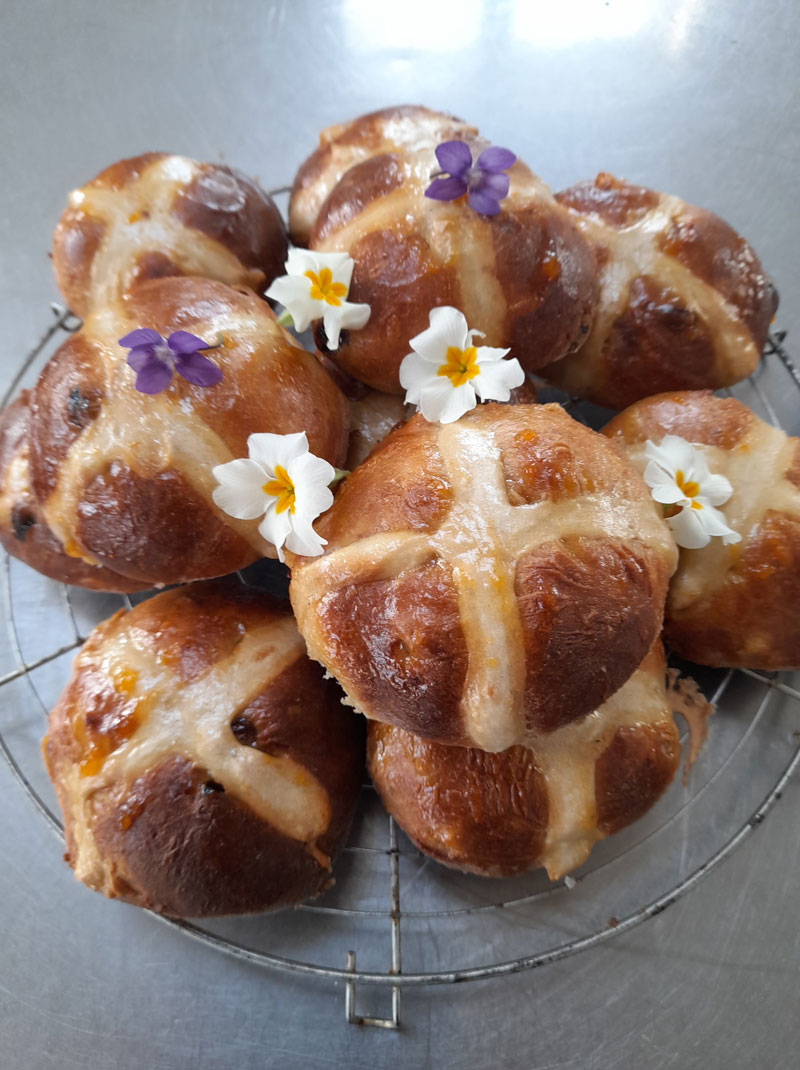 home made hot cross buns