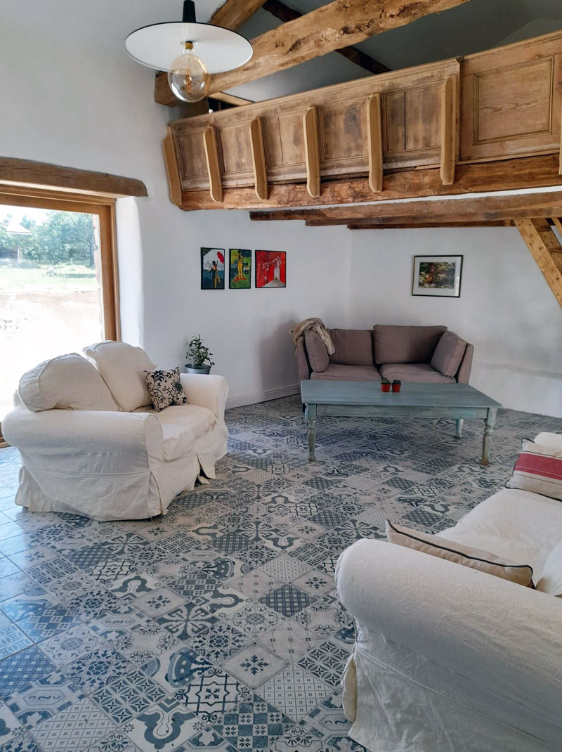 near Chef Boutonne with gallery bedroom